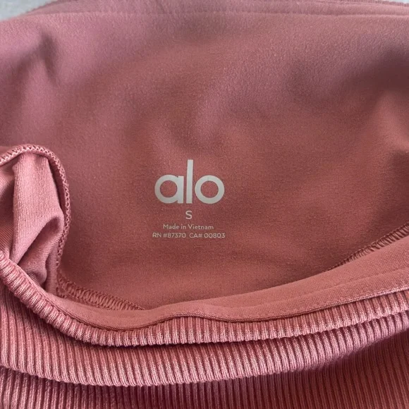 Alo women’s terra cotta colored Leggings - Picture 4 of 5